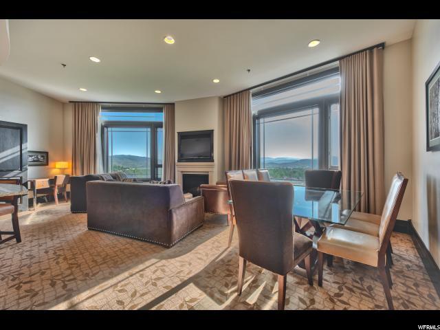 2100 Frostwood Dr - Photo 1