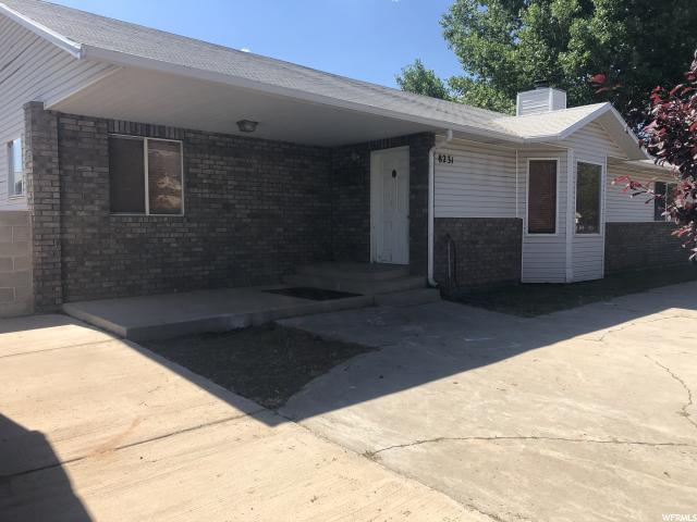 8231 Sapphire Dr - Photo 1