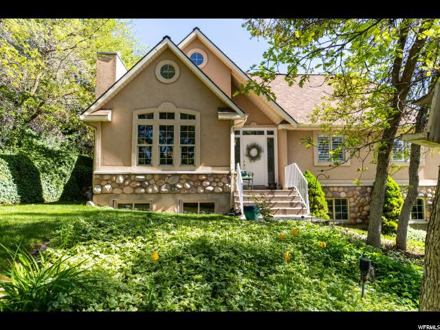 5796 Oakwood Dr - Photo 1