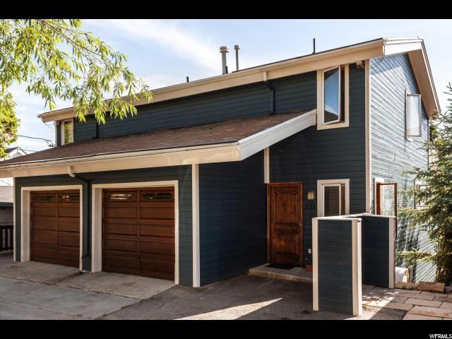 236 & 238 NORFOLK Ave - Photo 1
