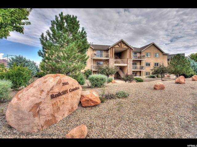 2511 Redcliff - Photo 1