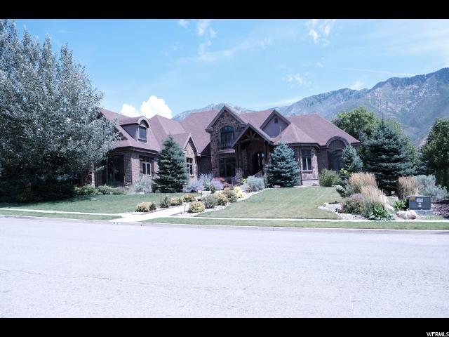 1212 Heritage Cir - Photo 1