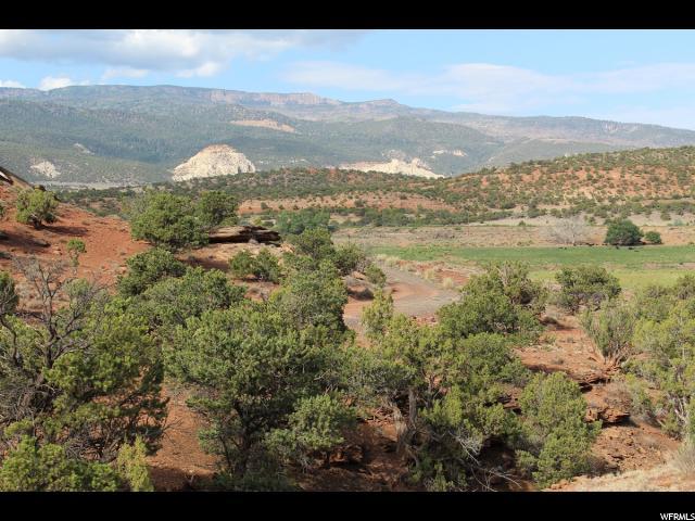 600 River View Dr - Photo 1