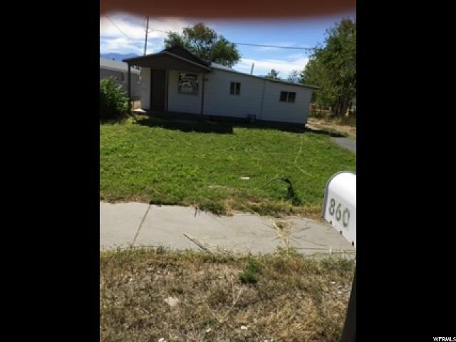 860 Coleman St - Photo 1