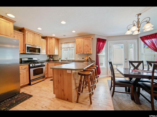 1287 Parkside Dr - Photo 1