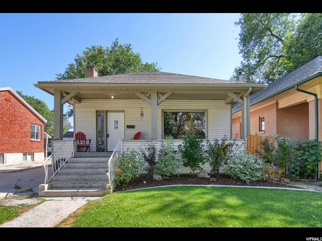 949 24TH St - Photo 1