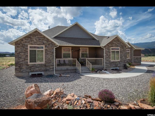 300 Sand Creek Rd - Photo 1