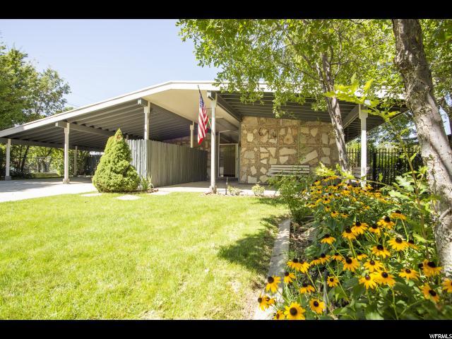 614 Canfield Dr - Photo 1