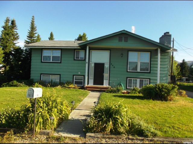 346 Webster St - Photo 1