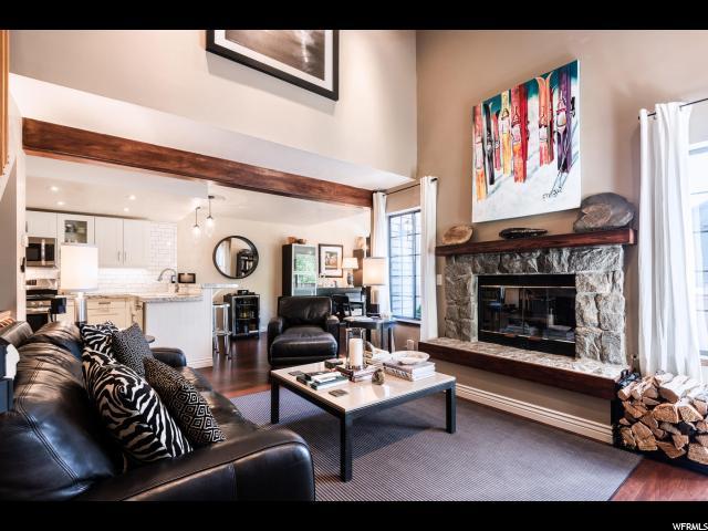 3084 Elk Run Dr - Photo 1