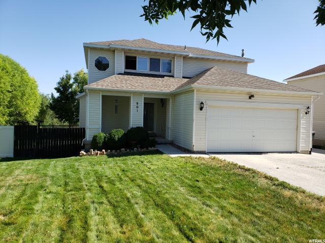 801 Valley View Dr - Photo 1