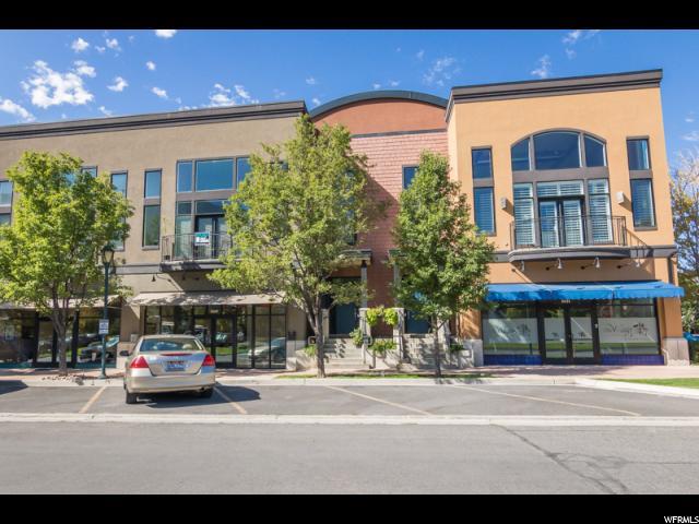 5111 Edgewood Dr - Photo 1