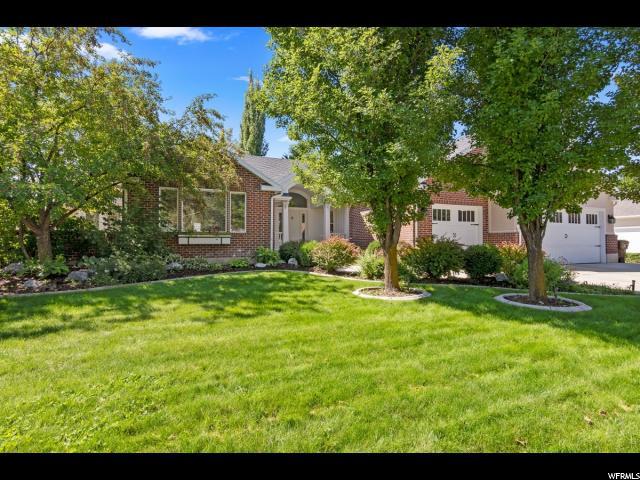 758 Canterbury Ln - Photo 1