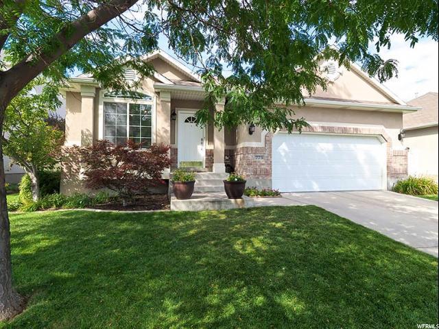 775 Sunset Ponds Dr - Photo 1