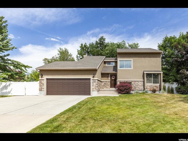 9545 Eastdell Dr - Photo 1