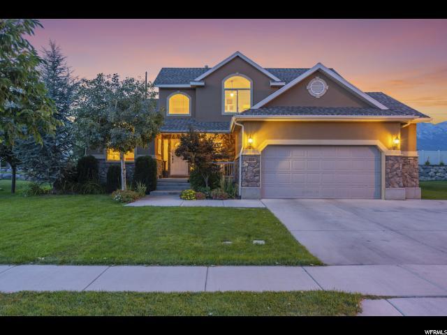 435 Clubview Ln - Photo 1