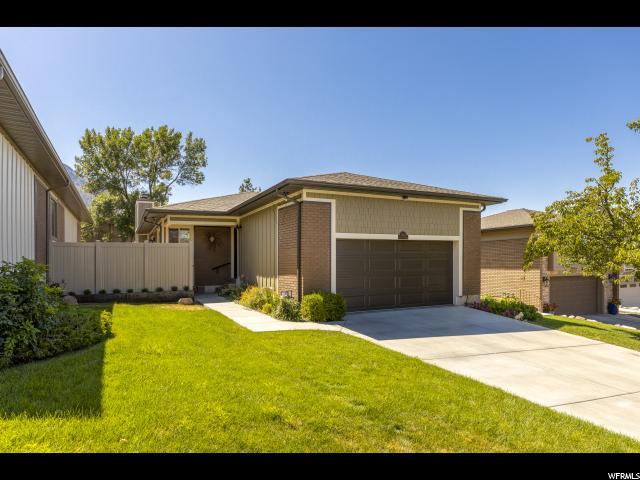 3672 Cove Point Dr - Photo 1