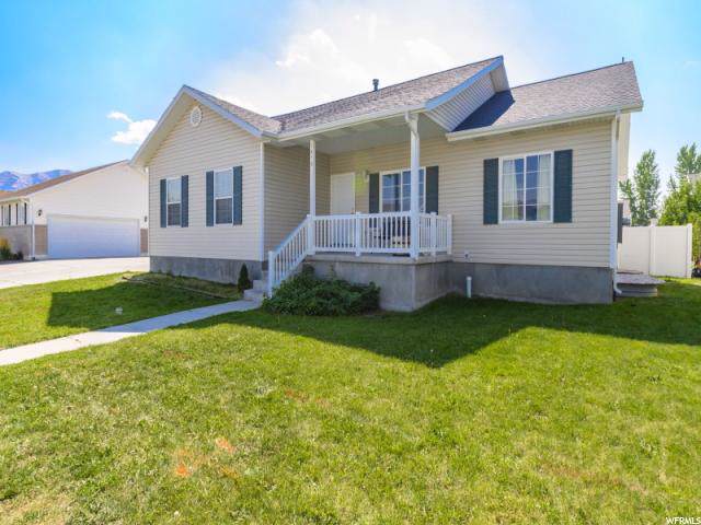 1452 Owl Ln - Photo 1