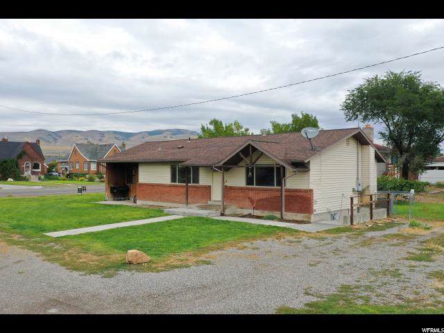 487 Main St - Photo 1