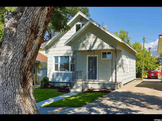 428 20TH St - Photo 1