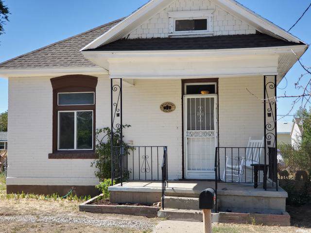 141 5TH St - Photo 1