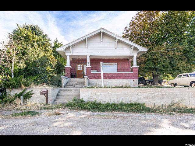 1098 Main St - Photo 1