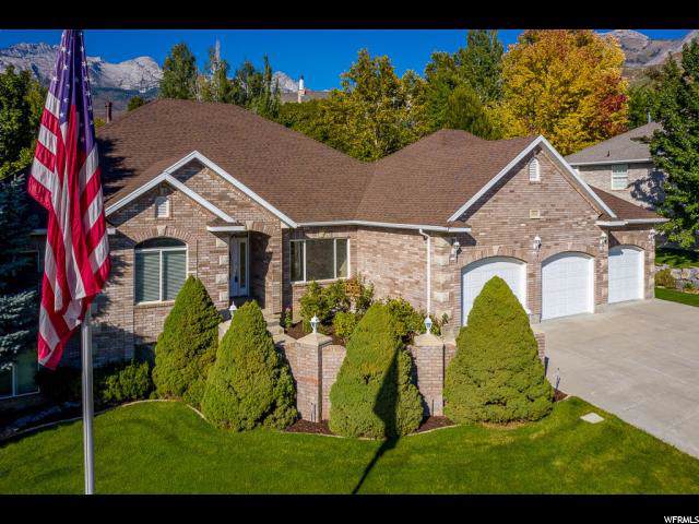 843 Canterbury Ln - Photo 1