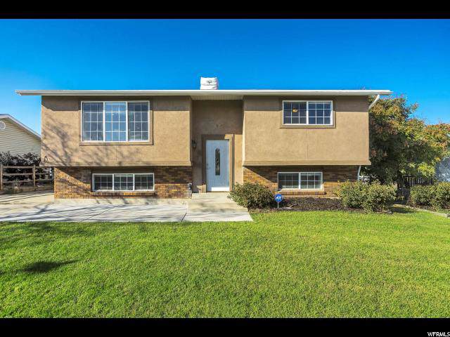 5562 Trident Dr - Photo 1