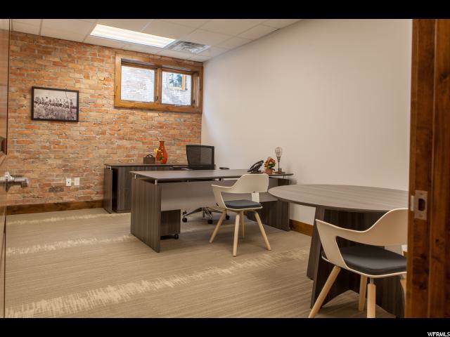 221 25TH St - Photo 1