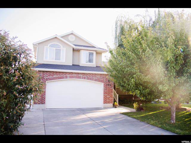 744 2050 - Photo 1