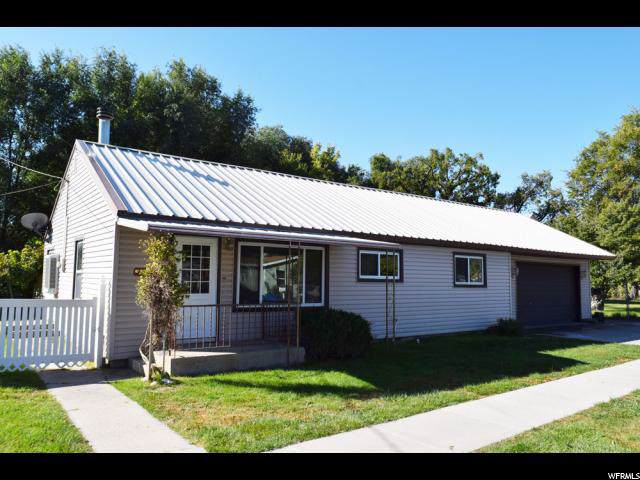 275 4TH St - Photo 1
