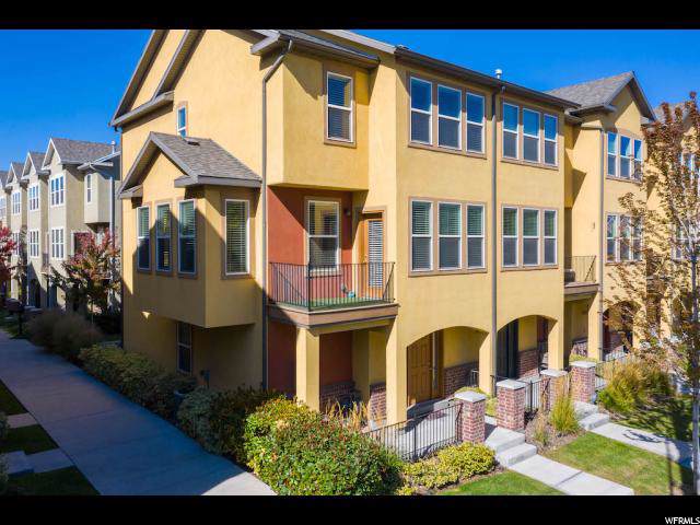 3727 Gowan Ln - Photo 1