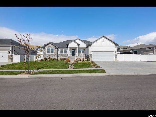 874 Summer View Ln - Photo 1