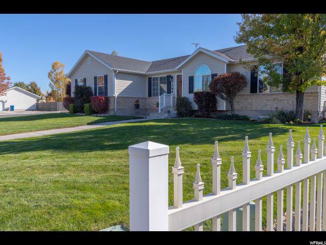 1289 Riley Dr - Photo 1