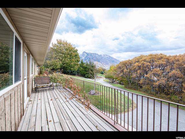 651 Bateman - Photo 1