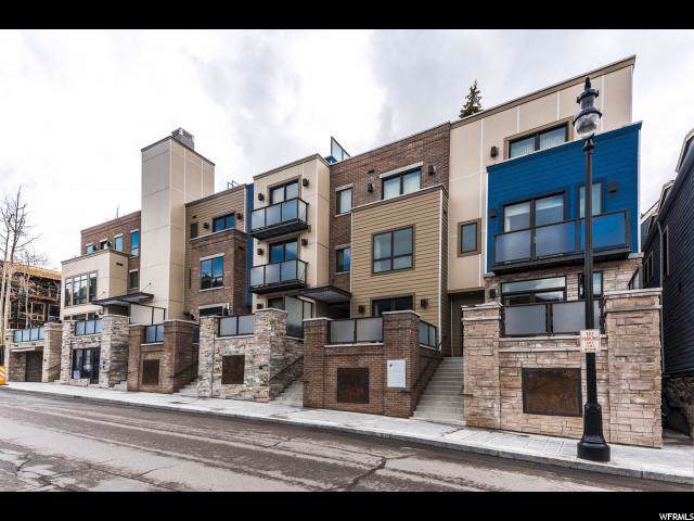 205 Main St - Photo 1