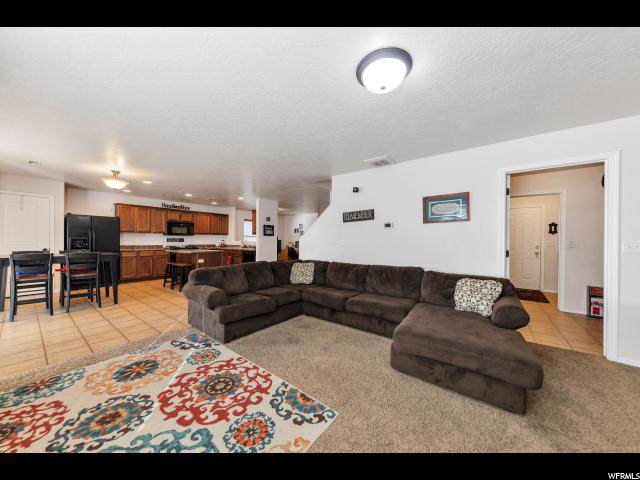 398 1230 - Photo 1