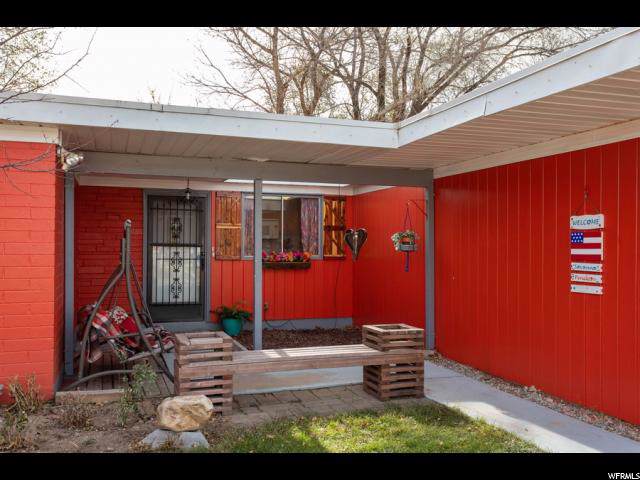 1529 23RD St - Photo 1