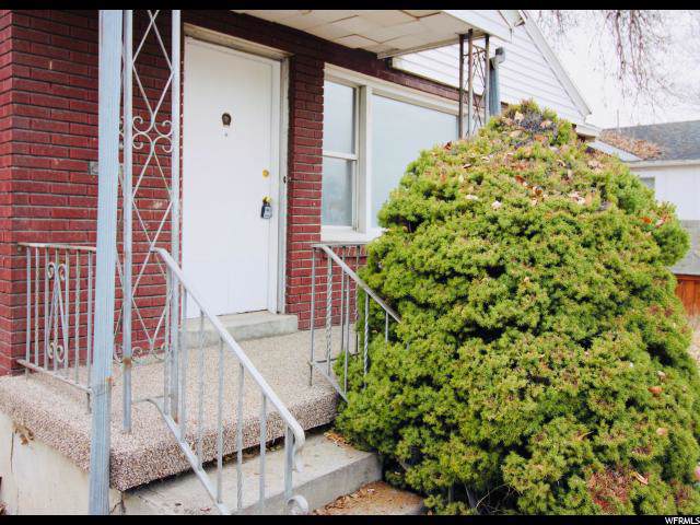 640 Emery St - Photo 1