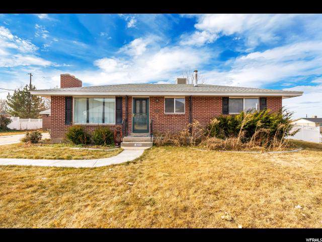 408 Pioneer Ave - Photo 1