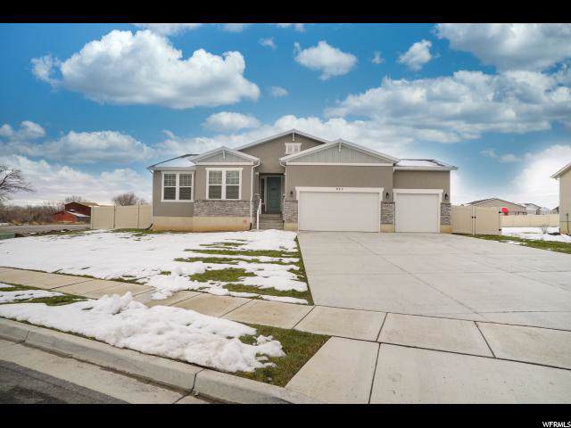 927 Wahlen Way - Photo 1