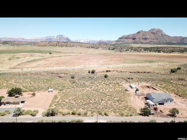 1554 Apple Valley Dr - Photo 1