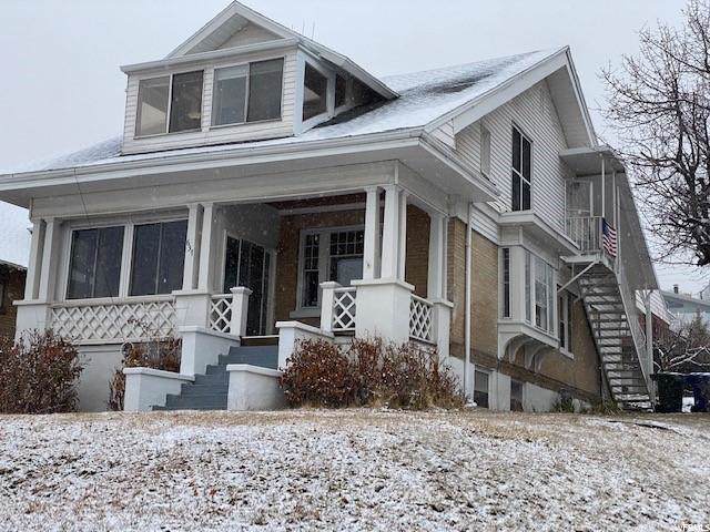 637 10TH Ave - Photo 1