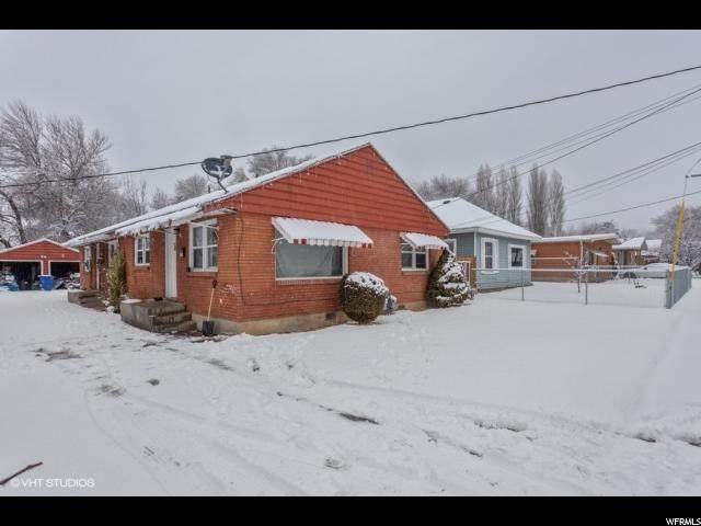 550 8TH St - Photo 1