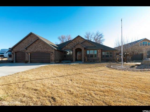 5004 River Ln - Photo 1