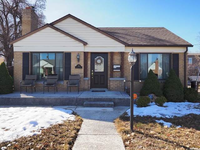 1156 Lorraine Dr - Photo 1