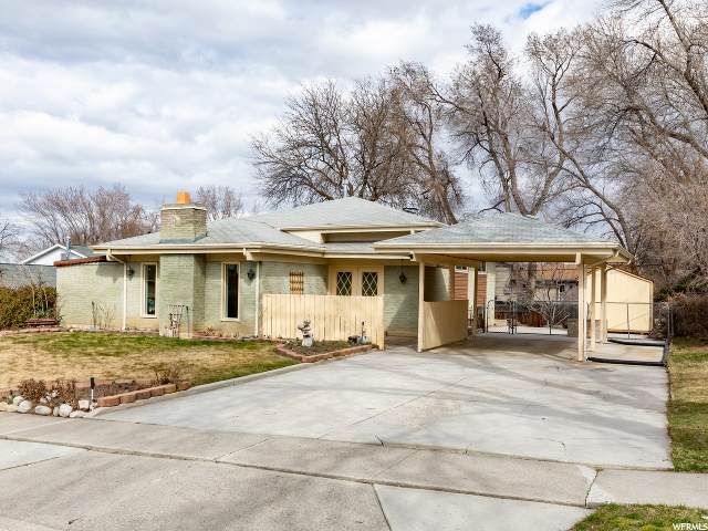 2763 Bridgewater Dr - Photo 1