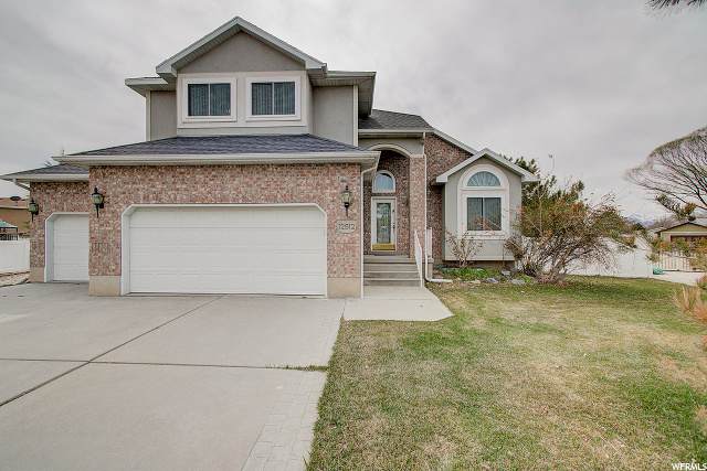 12912 Cancun Way - Photo 1