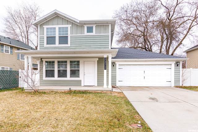 2372 Liberty Ave - Photo 1