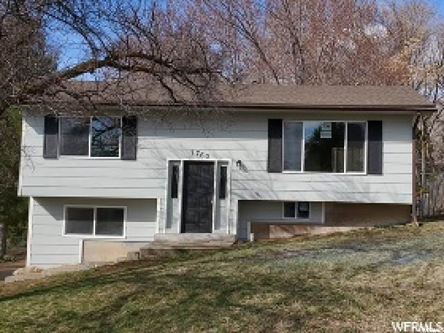 1760 Swan - Photo 1